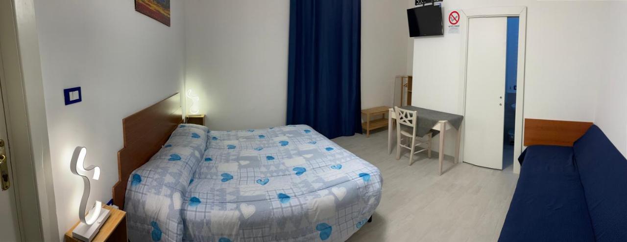 B&B Del Corso - Affittacamere ג'וליאנובה מראה חיצוני תמונה